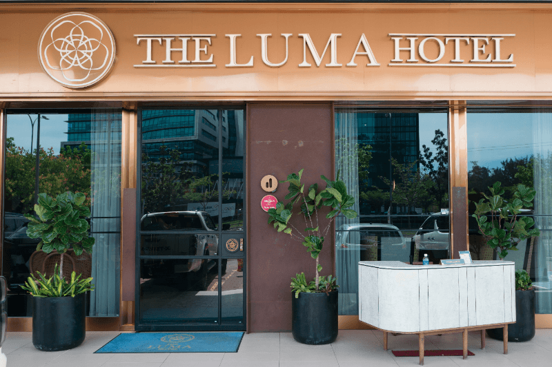 The LUMA Hotelの外観