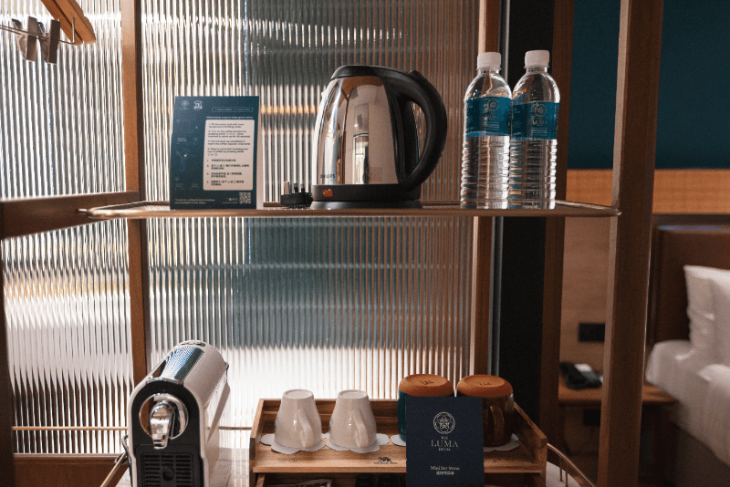 The LUMA Hotelのミニバー01